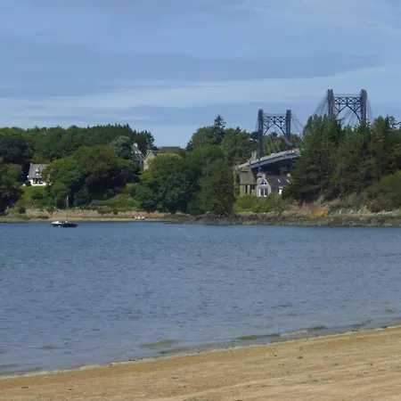 With Beautiful Garden, Paimpol